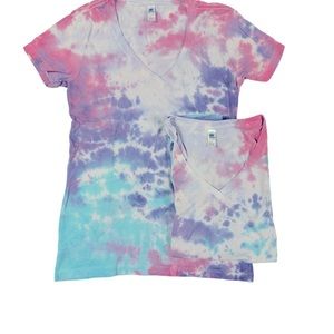Colortone 2-Tie-dye Women V- neck T-shirts Bundle